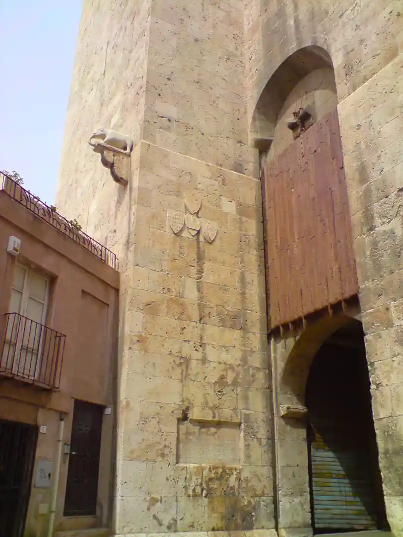 Dettaglio della Torre dell'Elefante